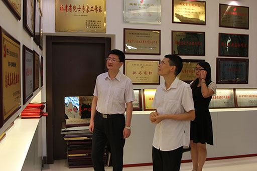 共青團(tuán)福建省委副書記陳濤一行蒞臨虹潤(rùn)開(kāi)展調(diào)研